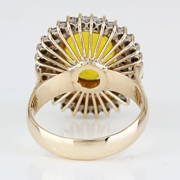 10k Yellow Gold Citrine Gemstone & Diamond Halo Anniversary / Cocktail Ring - Picture 6 of 6